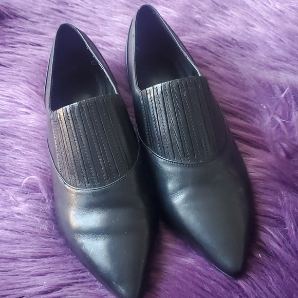 Size 6 Nine West Booties - Picture 2 of 8